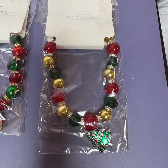 Set of two - Beaded Christmas braclets - Picture 9 of 15